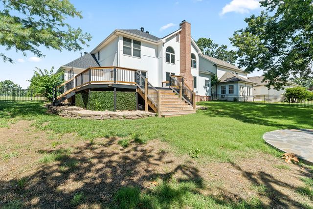 47 Stonehenge Drive, Bentonville, AR 72712