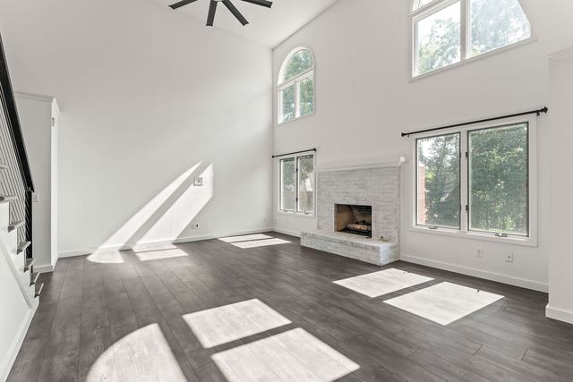 47 Stonehenge Drive, Bentonville, AR 72712