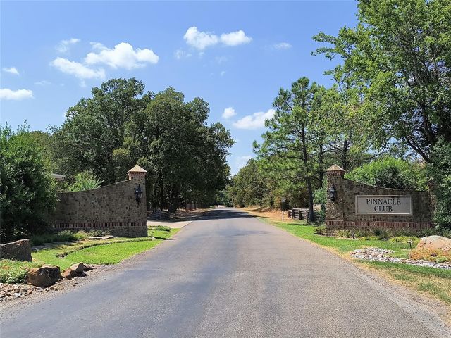 146 St Andrews Drive, Mabank, TX 75156