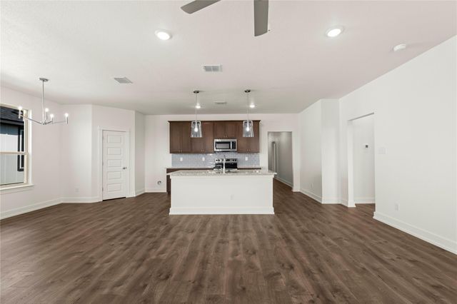 552 Gus LOOP, Georgetown, TX 78626