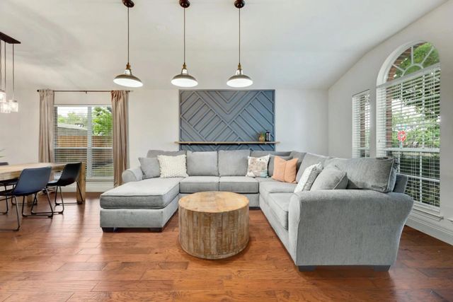 13344 Tamayo DR, Austin, TX 78729