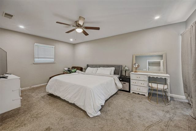 625 Caduceus Lane, Hurst, TX 76053