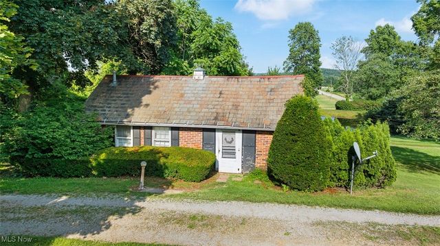 14091 Stoneford Street SW, Navarre, OH 44662