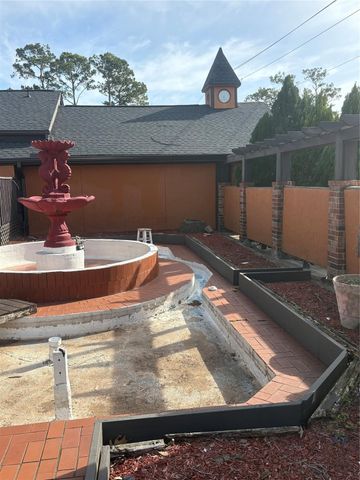 2013 Deats Road, Dickinson, TX 77539