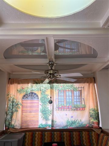 2013 Deats Road, Dickinson, TX 77539