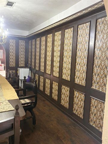 2013 Deats Road, Dickinson, TX 77539