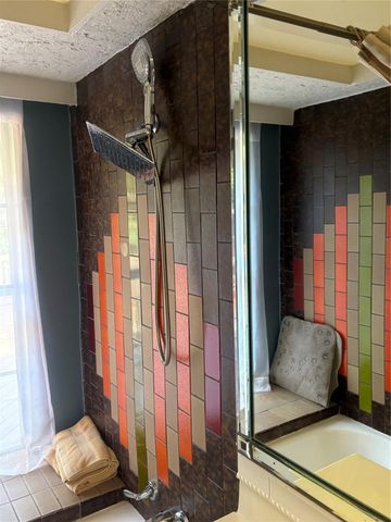 2013 Deats Road, Dickinson, TX 77539