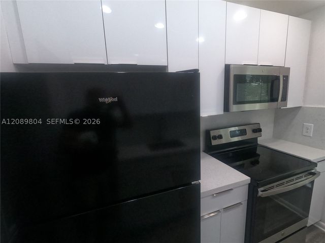 3060 NW 204th Ln, Miami Gardens, FL 33056