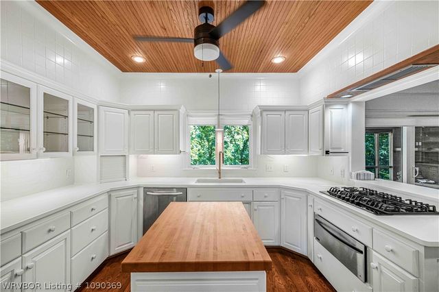 2401 Skye Road, Fort Smith, AR 72908