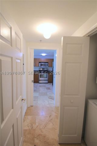 6362 Collins Ave 310, Miami Beach, FL 33141