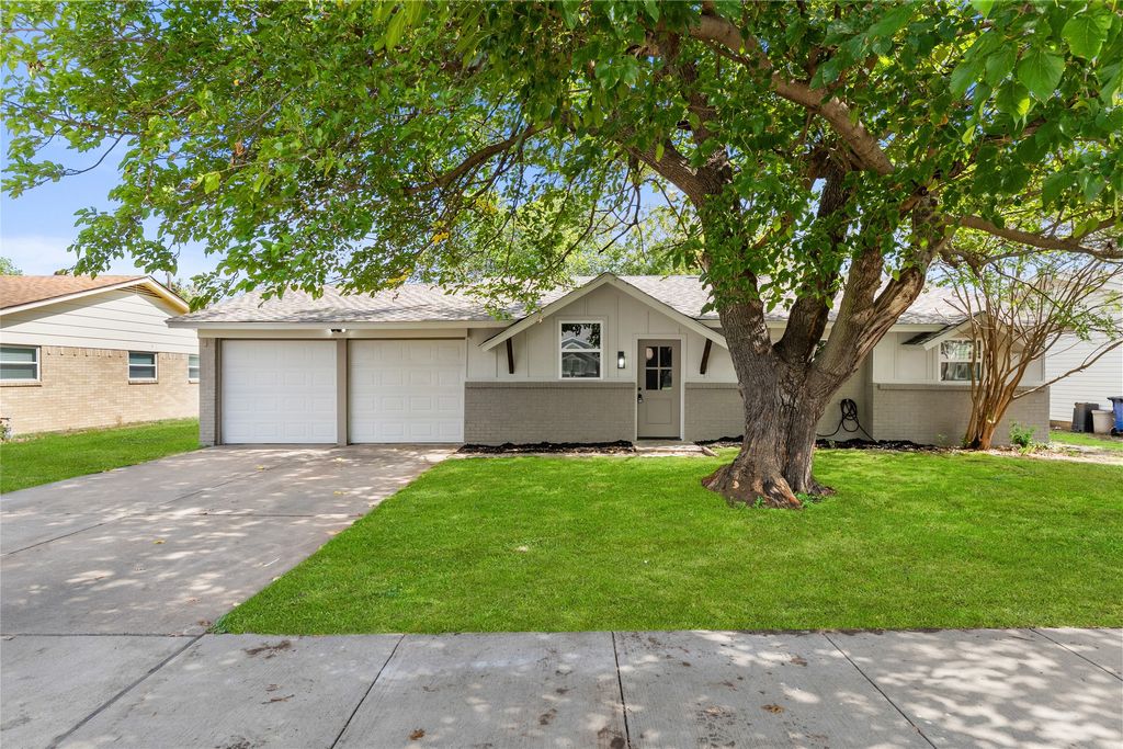 4112 Janada Street, Haltom City, TX 76117 — photo 2