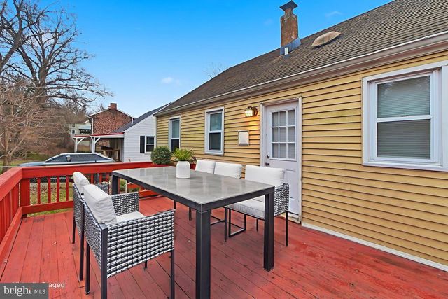 5330 DOGWOOD RD, Woodlawn, MD 21207