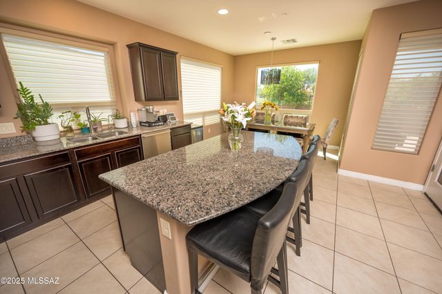 8770 W Denstone Road, Marana, AZ 85653