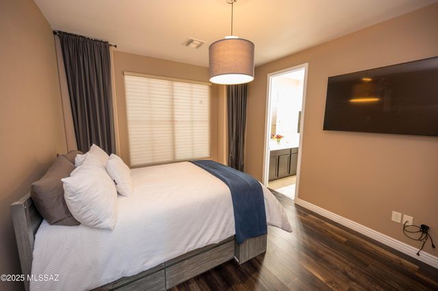 8770 W Denstone Road, Marana, AZ 85653