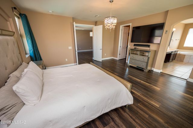 8770 W Denstone Road, Marana, AZ 85653
