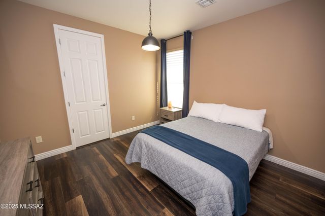 8770 W Denstone Road, Marana, AZ 85653