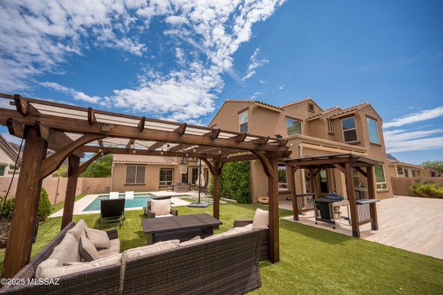 8770 W Denstone Road, Marana, AZ 85653