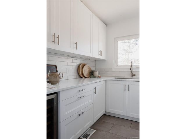 5540 E 4th Ave, Denver, CO 80220