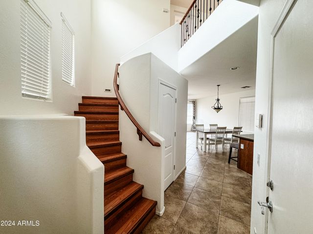 1643 W COTTONWOOD Lane, Phoenix, AZ 85045