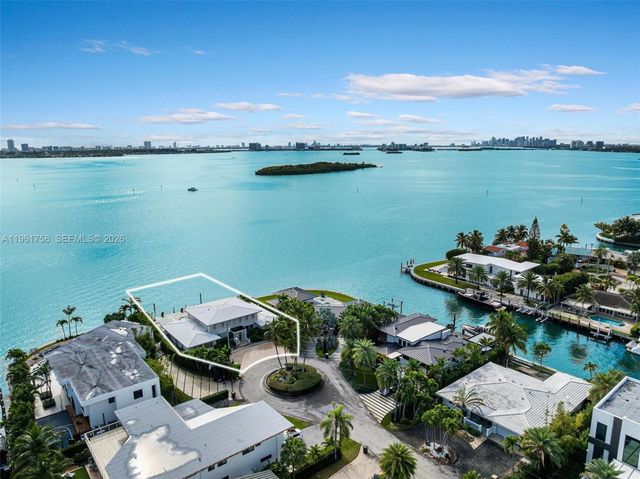 1990 NE 119th Rd, North Miami, FL 33181