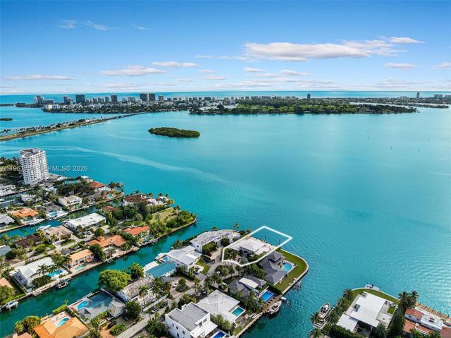 1990 NE 119th Rd, North Miami, FL 33181