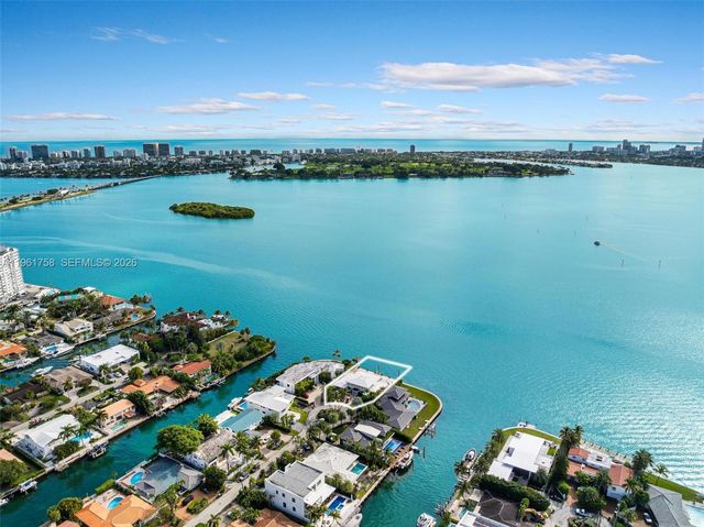 1990 NE 119th Rd, North Miami, FL 33181