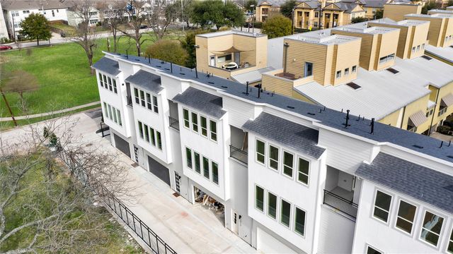 2916 Cline Street, Houston, TX 77020