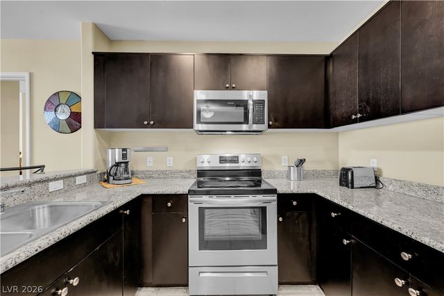 8255 Las Vegas Boulevard 1205, Las Vegas, NV 89123