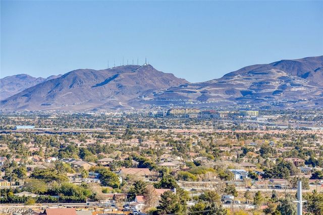 8255 Las Vegas Boulevard 1205, Las Vegas, NV 89123