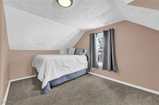 210 Louisiana Avenue, Elyria, OH 44035