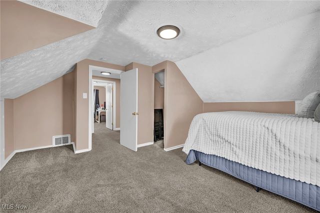 210 Louisiana Avenue, Elyria, OH 44035