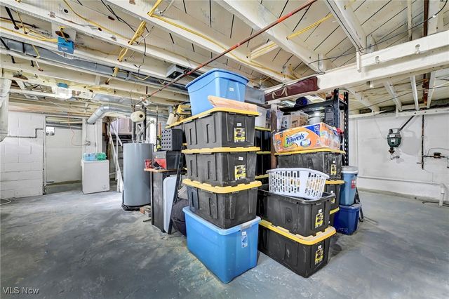 210 Louisiana Avenue, Elyria, OH 44035