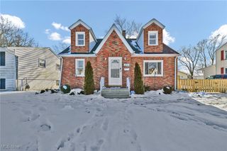 210 Louisiana Avenue, Elyria, OH 44035