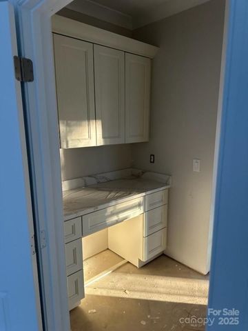 107 Chalfont Court, Salisbury, NC 28147