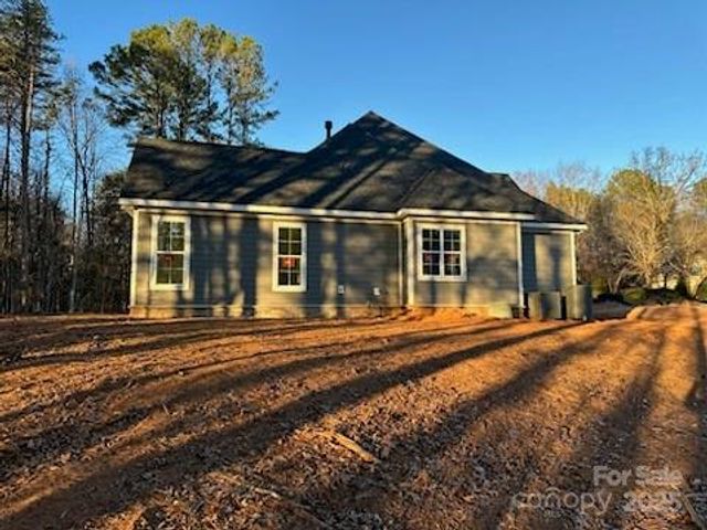 107 Chalfont Court, Salisbury, NC 28147