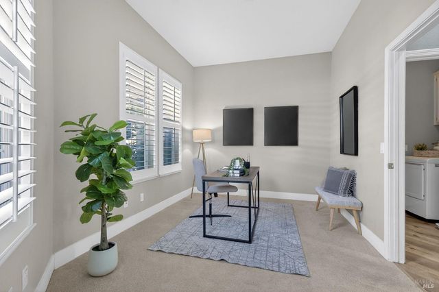 10 Makena Ct, Petaluma, CA 94954