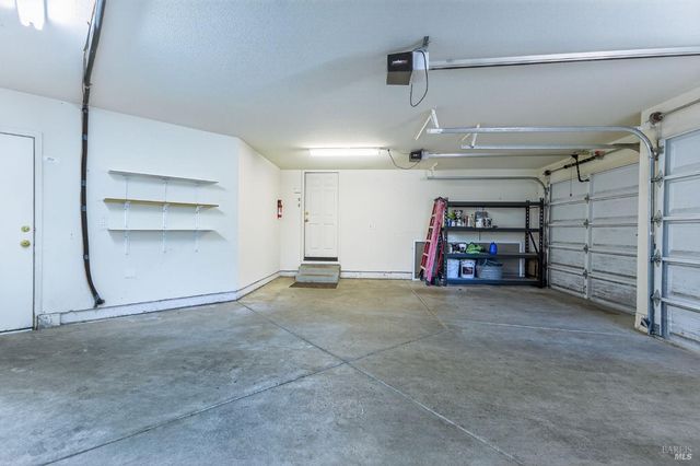 10 Makena Ct, Petaluma, CA 94954