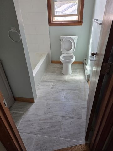 72 Kurland Ave, Brockton, MA 02301