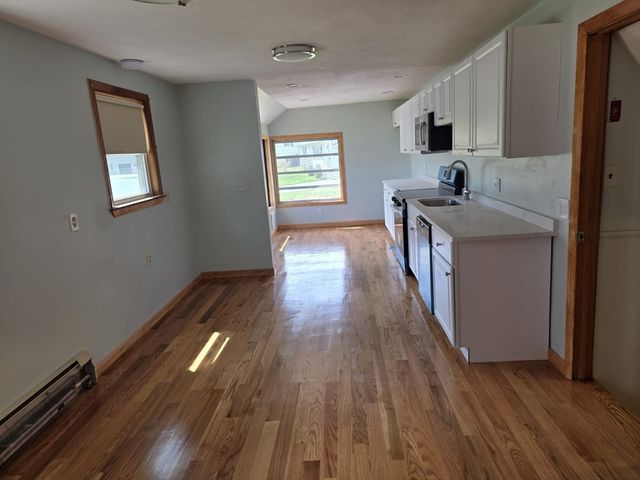 72 Kurland Ave, Brockton, MA 02301
