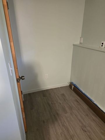 72 Kurland Ave, Brockton, MA 02301
