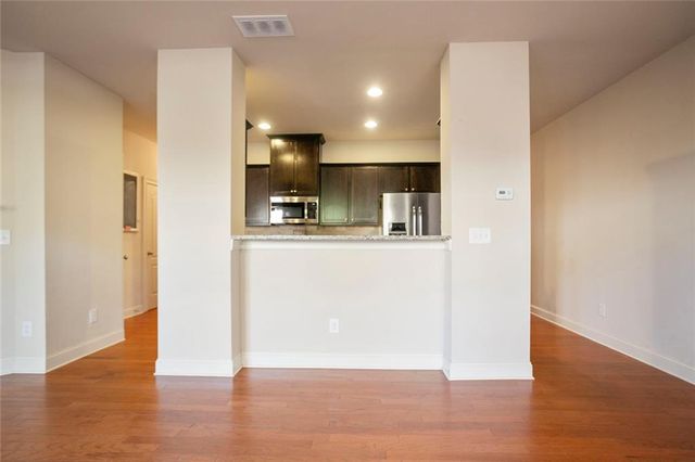 2394 Whiteoak SE Court 51, Smyrna, GA 30080