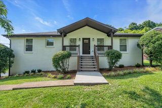 7320 Coronado Ct, Nashville, TN 37221