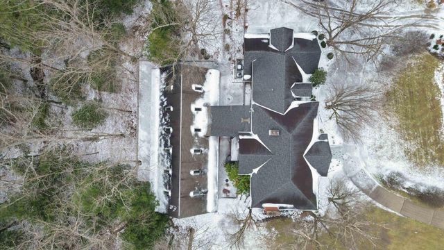 484 Woods Edge Drive, London, KY 40741