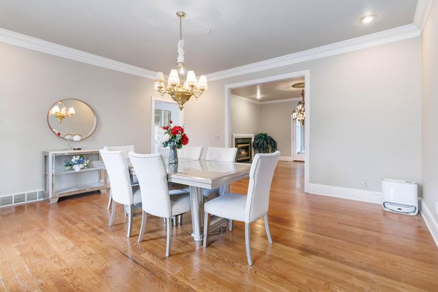 484 Woods Edge Drive, London, KY 40741