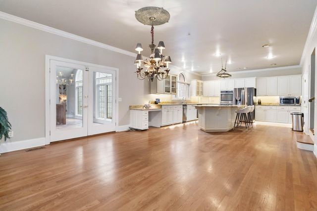 484 Woods Edge Drive, London, KY 40741