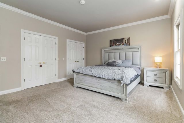 484 Woods Edge Drive, London, KY 40741