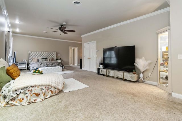 484 Woods Edge Drive, London, KY 40741