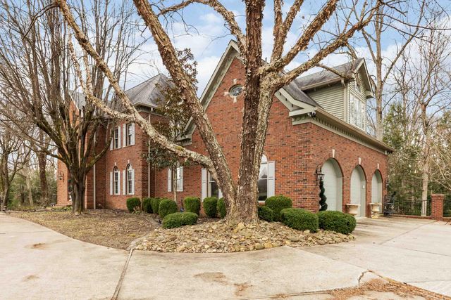 484 Woods Edge Drive, London, KY 40741