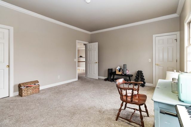 484 Woods Edge Drive, London, KY 40741