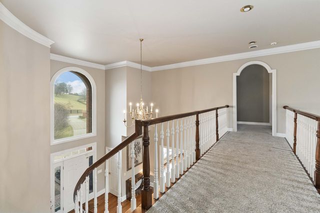 484 Woods Edge Drive, London, KY 40741